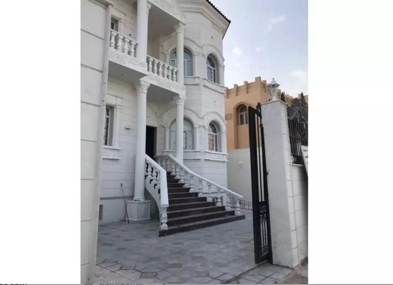 Résidentiel Propriété prête 6 chambres U / f Villa autonome  à vendre au Doha #11054 - 1  image 